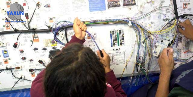 Automotive Connecting cables layout design